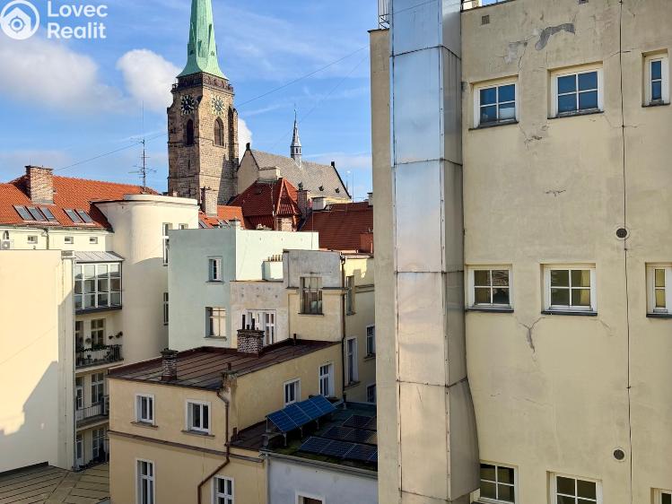 Sale apartment building Plzeň, Sedláčkova 210/14 č. 92