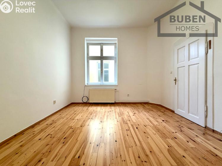 Sale multi-gen house Plzeň, Sedláčkova 210/14 č. 11