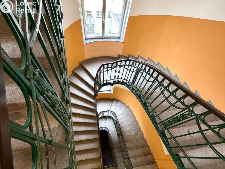 Sale multi-gen house Plzeň, Sedláčkova 210/14 č. 12