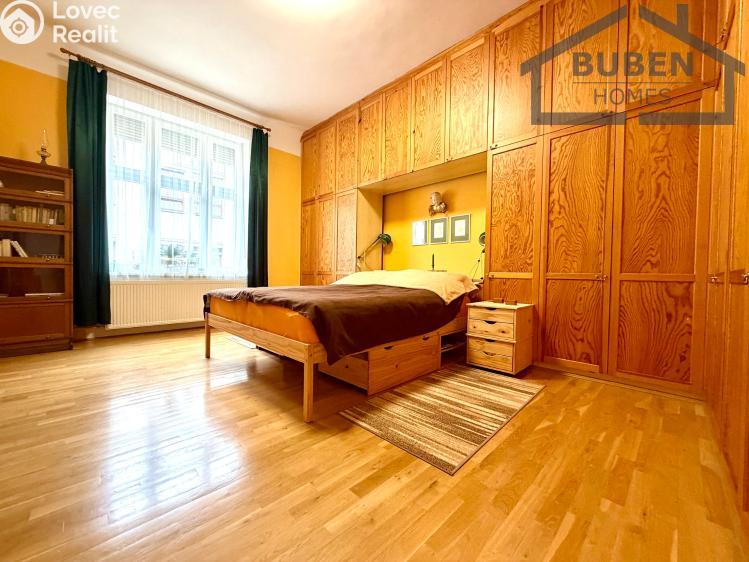 Sale multi-gen house Plzeň, Sedláčkova 210/14 č. 25