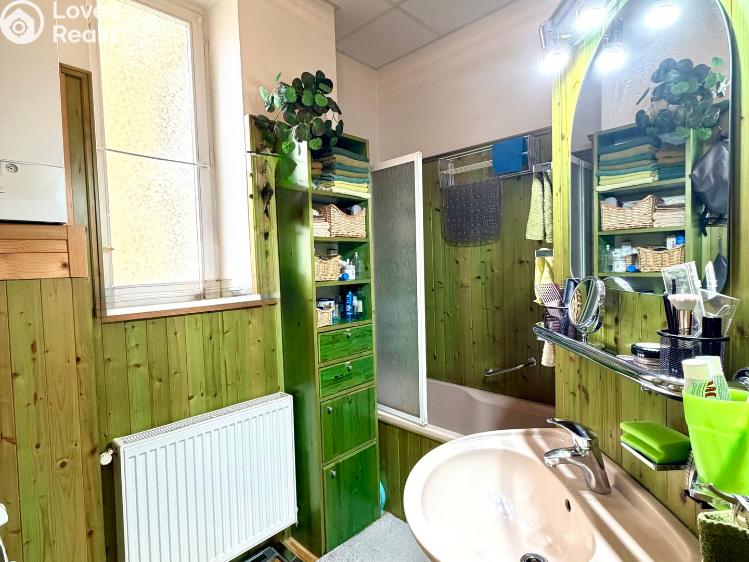 Sale multi-gen house Plzeň, Sedláčkova 210/14 č. 27