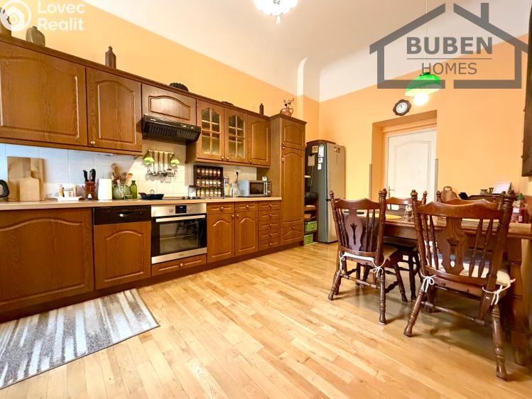 Sale multi-gen house Plzeň, Sedláčkova 210/14 č. 28