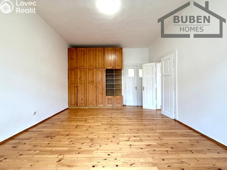 Sale multi-gen house Plzeň, Sedláčkova 210/14 č. 31