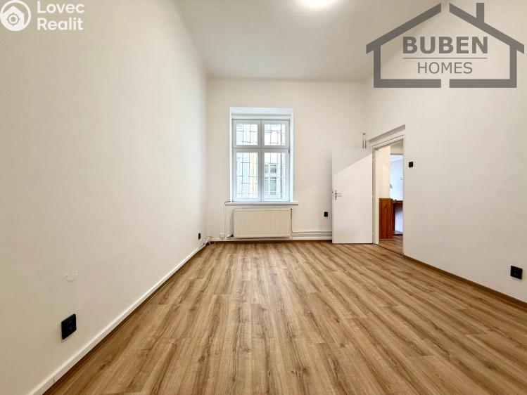 Sale multi-gen house Plzeň, Sedláčkova 210/14 č. 39