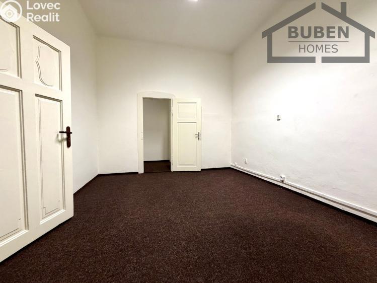 Sale multi-gen house Plzeň, Sedláčkova 210/14 č. 52