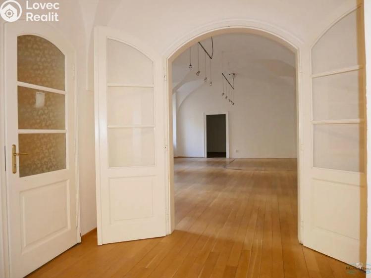 Pronájem kanceláře Praha, Karmelitská č. 1