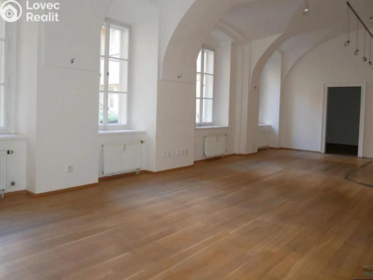 Pronájem kanceláře Praha, Karmelitská č. 2