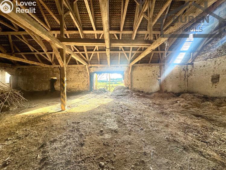 Продажа фермерского здания Stráž č. 18