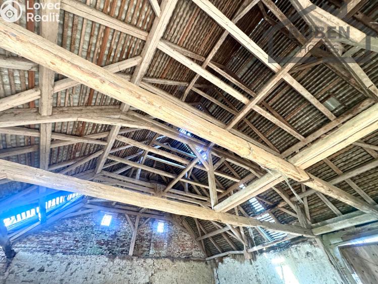 Продажа фермерского здания Stráž č. 19