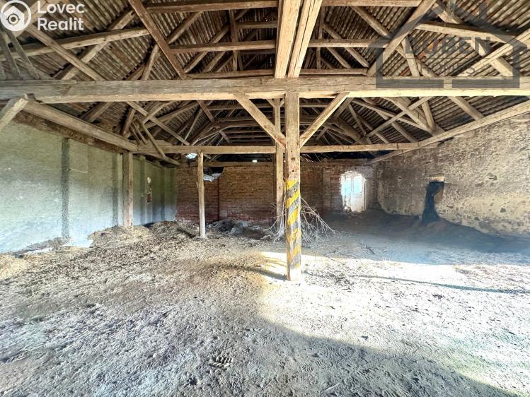 Продажа фермерского здания Stráž č. 23