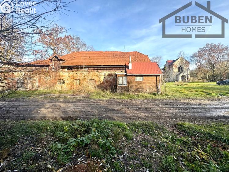 Продажа фермерского здания Stráž č. 28