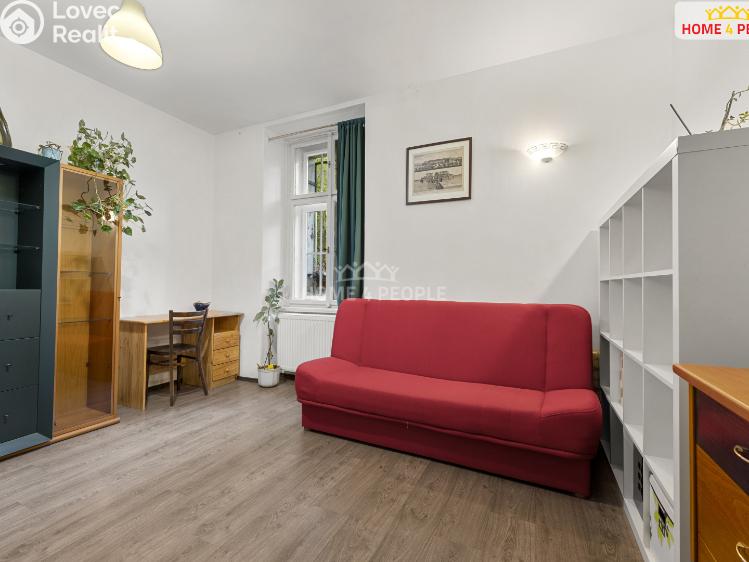 Pronájem bytu 2+1 Praha 7, Veletržní č. 11