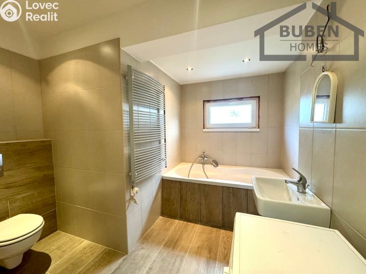 Продаж сімейного будинку Tachov, Kollárova 972 č. 3