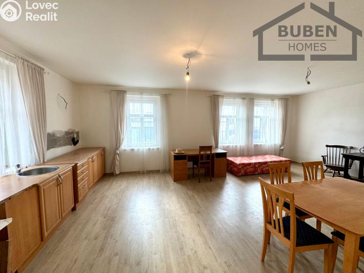 Продаж сімейного будинку Tachov, Kollárova 972 č. 21