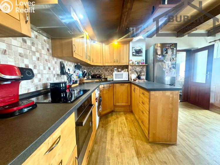 Продажа семейного дома Bor č. 17