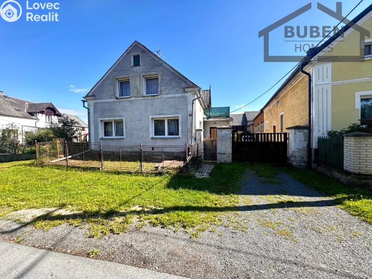 Sale family house Bor č. 14