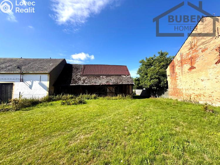 Sale family house Bor č. 15