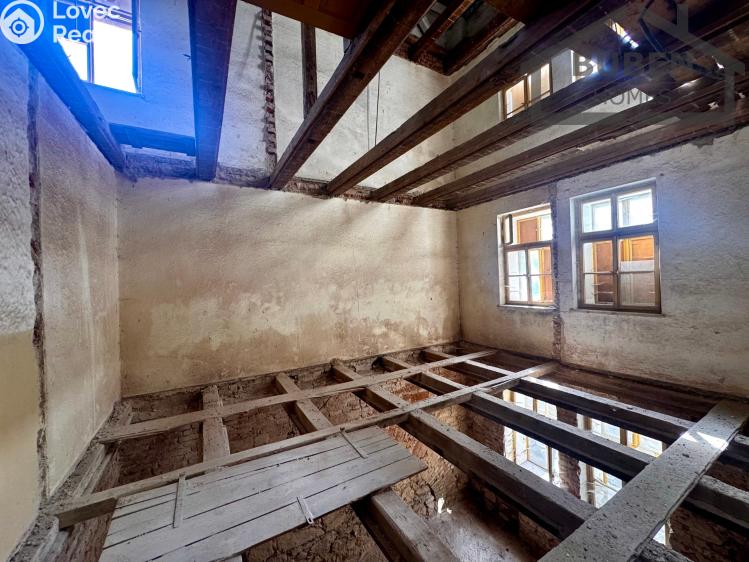 Sale family house Planá č. 15