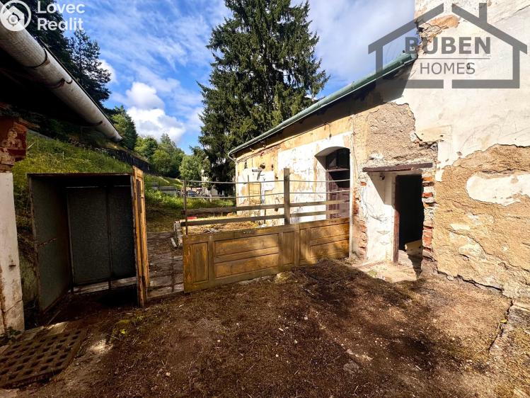 Sale family house Planá č. 90