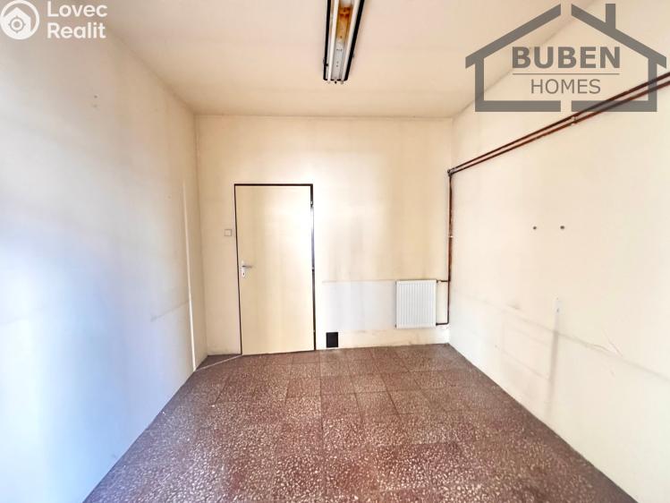 Prodej obchodního prostoru Bor, Západočeská 727 č. 33