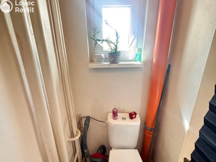 Prodej činžovního domu Cheb, K Hájům 1/31 č. 8