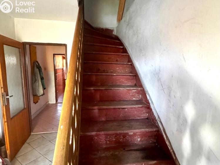 Продаж сімейного будинку Halže č. 36