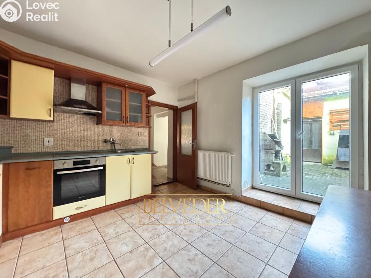 Sale family house Bílina, Teplická 140/76 č. 12