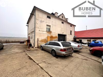 Rent warehouse Chodová Planá č. 3