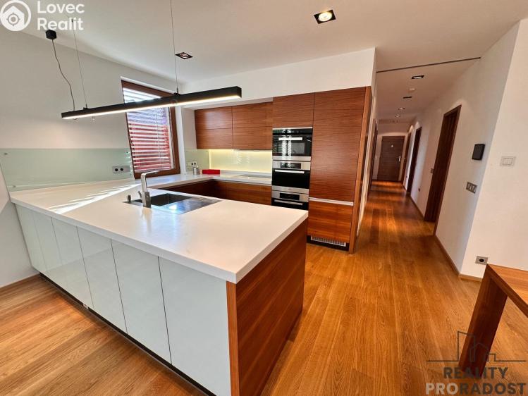 Продажа квартиры 3+KK Olomouc, Chválkovická č. 10