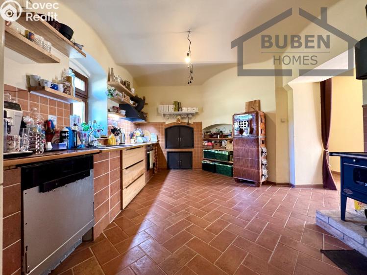 Sale multi-gen house Bor č. 7