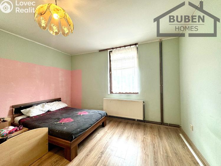 Sale multi-gen house Dlouhý Újezd č. 5