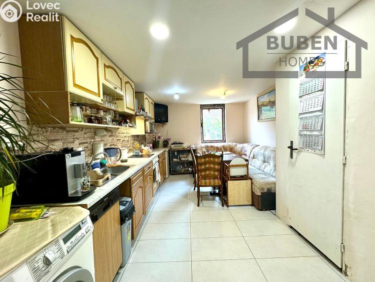 Sale multi-gen house Dlouhý Újezd č. 14