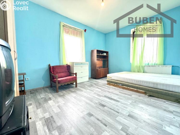 Sale multi-gen house Dlouhý Újezd č. 27