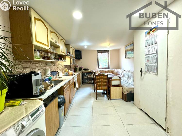 Sale multi-gen house Dlouhý Újezd č. 28