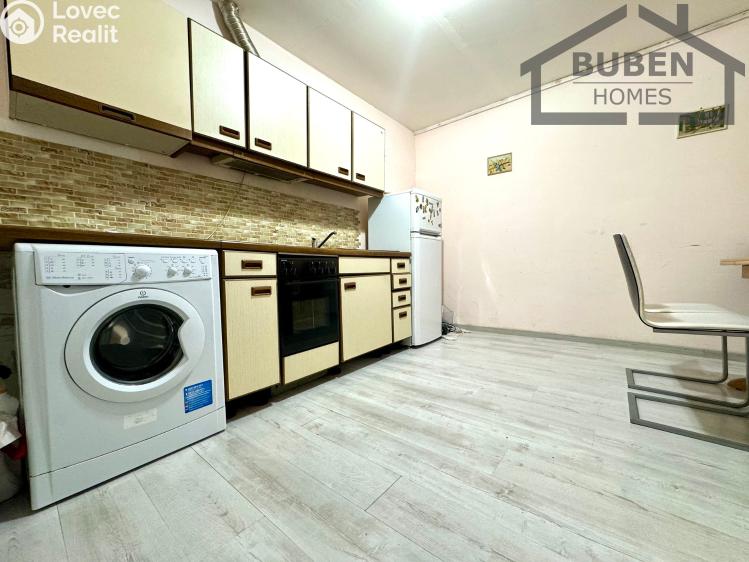 Sale multi-gen house Dlouhý Újezd č. 33