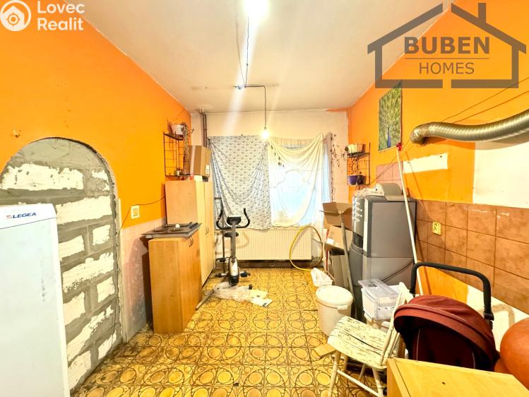 Sale multi-gen house Dlouhý Újezd č. 36