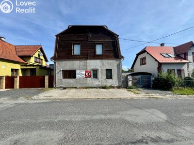 Продаж багатогенного будинку Dlouhý Újezd č. 1