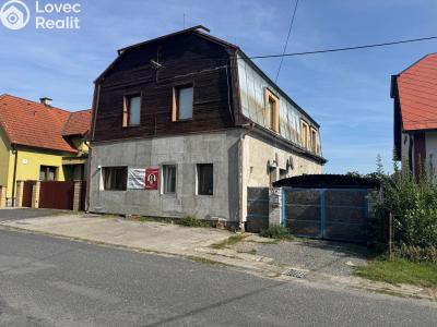 Продаж багатогенного будинку Dlouhý Újezd č. 4