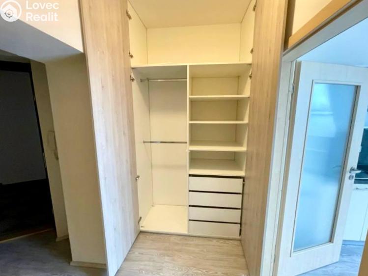 Pronájem bytu 1+KK Praha č. 10