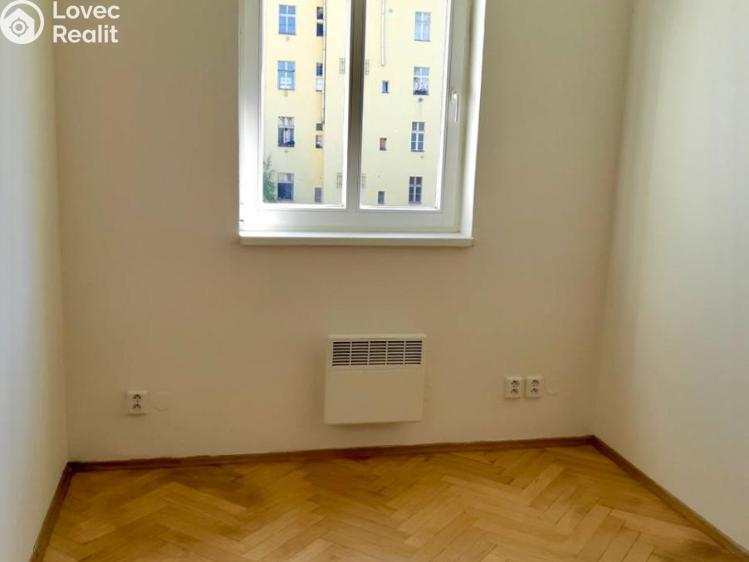 Pronájem bytu 2+KK Praha č. 6