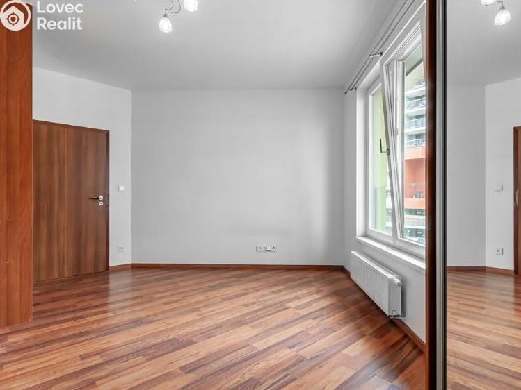 Pronájem bytu 2+KK Praha 10, Malešice č. 3