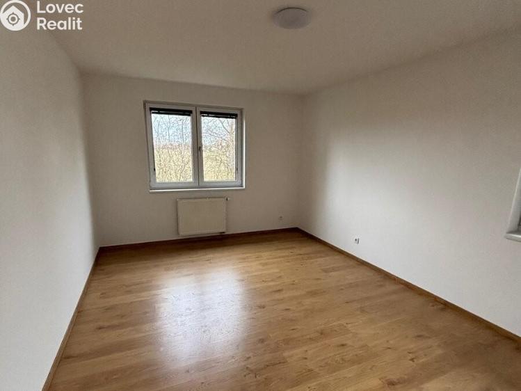 Rent family house Praha, Smidarská č. 8