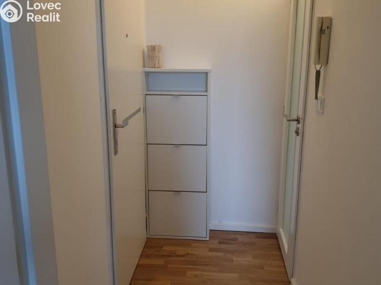 Оренда квартири 3+KK Praha, Molákova č. 11