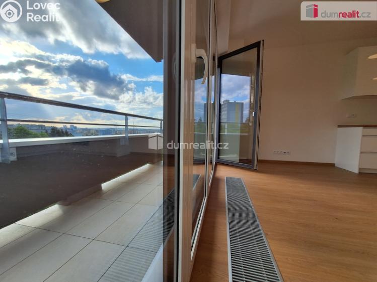 Оренда квартири 2+KK Praha 11, Měchnovská č. 9