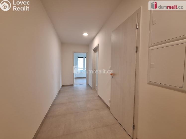 Оренда квартири 2+KK Praha 11, Měchnovská č. 11