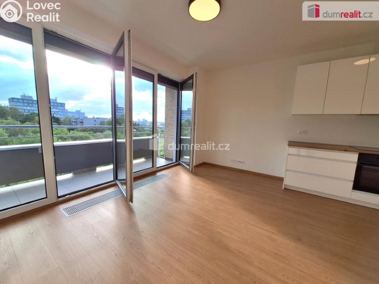 Оренда квартири 2+KK Praha 11, Měchnovská č. 14