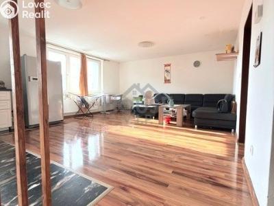 Sale apartment 4+KK Slaný, Brožovského č. 3