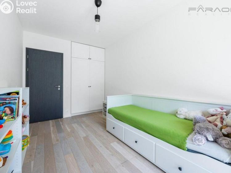 Prodej bytu 2+KK Praha, Naskové č. 8