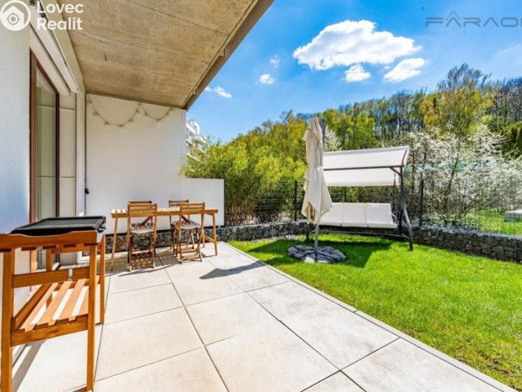 Prodej bytu 2+KK Praha, Naskové č. 9