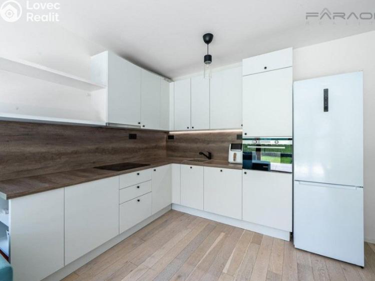 Продажа квартиры 2+KK Praha, Naskové č. 4